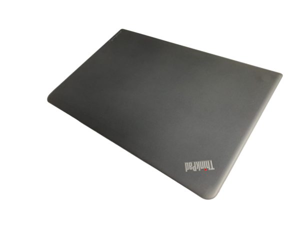 Lenovo_ThinkPad_E550_Foto_3 Lenovo 15,6" ThinkPad E560, i5, 240GB, 8GB RAM, Linux Mint