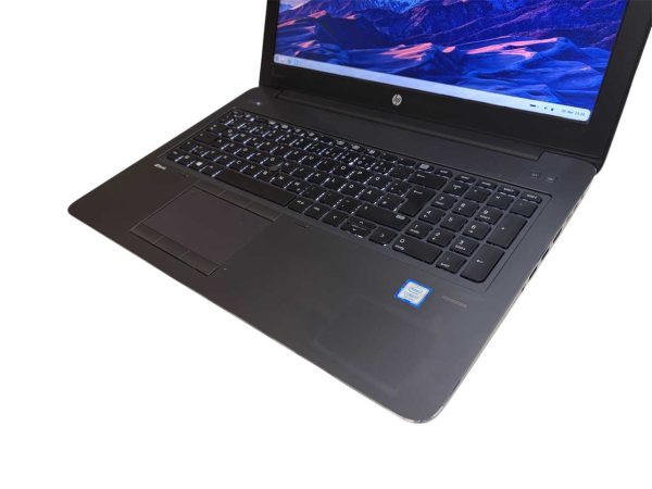 HP 15,6" ZBook 15 G4, i7, 16GB RAM, 512GB, ZorinOS